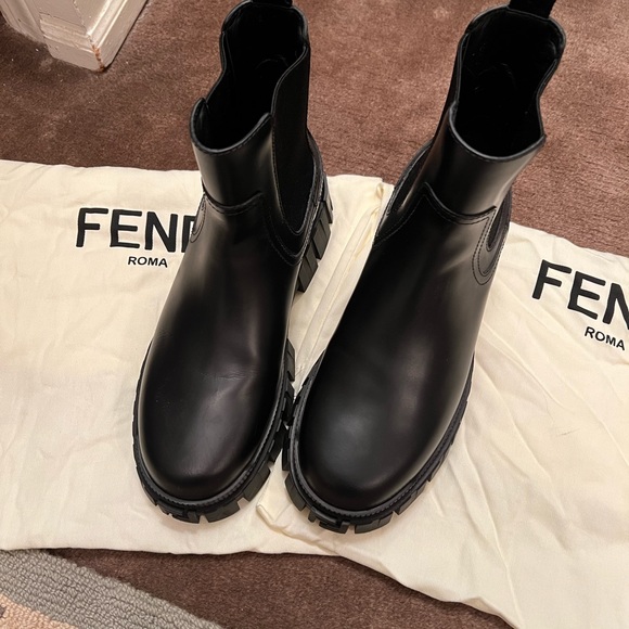 FENDI Force Black Leather Chelsea Boots - Picture 3 of 9